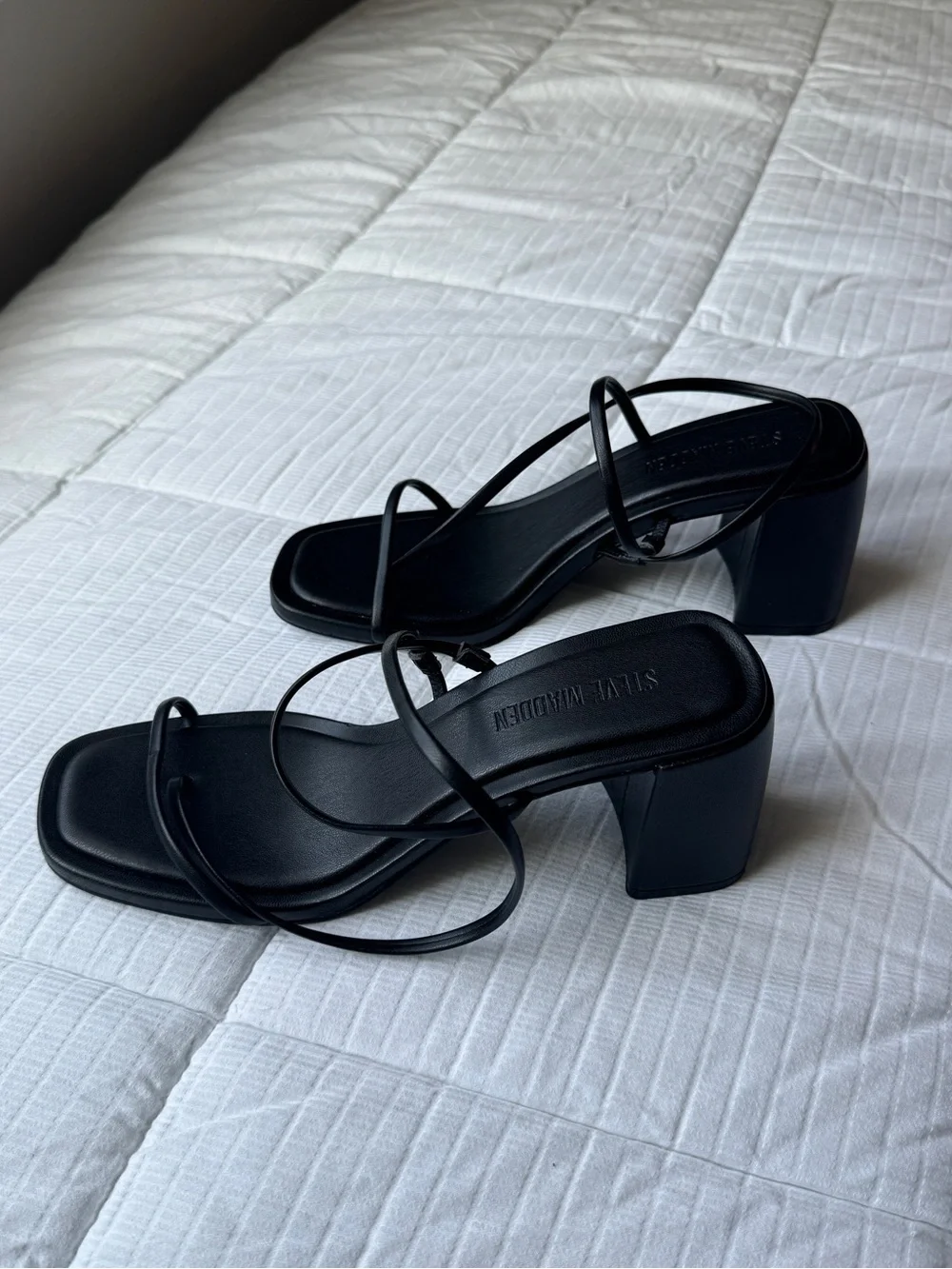 Steve Madden Diora black strappy block heel sandals size 8.5